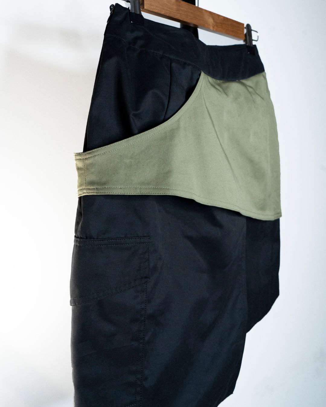 AS - ASYMMETRIC SKIRT