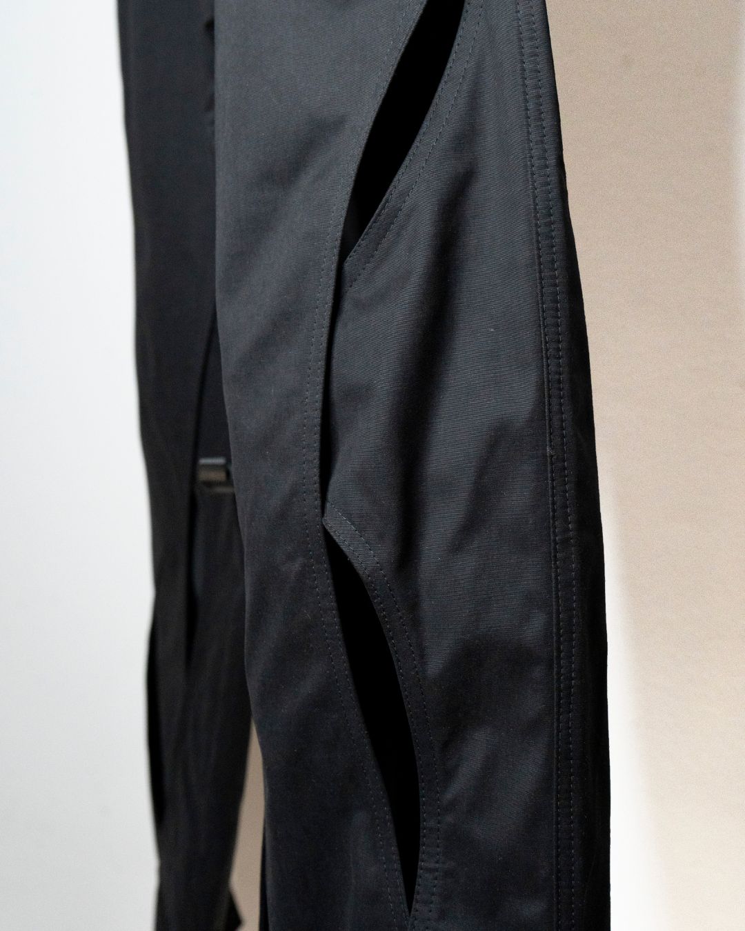 MT - MEN's TROUSERS