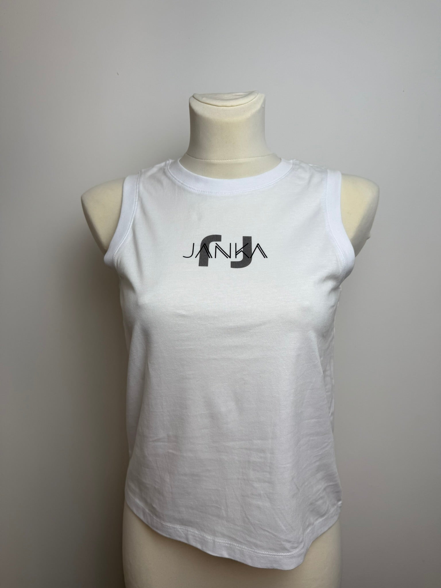 WHITE BASIC TANK TOP