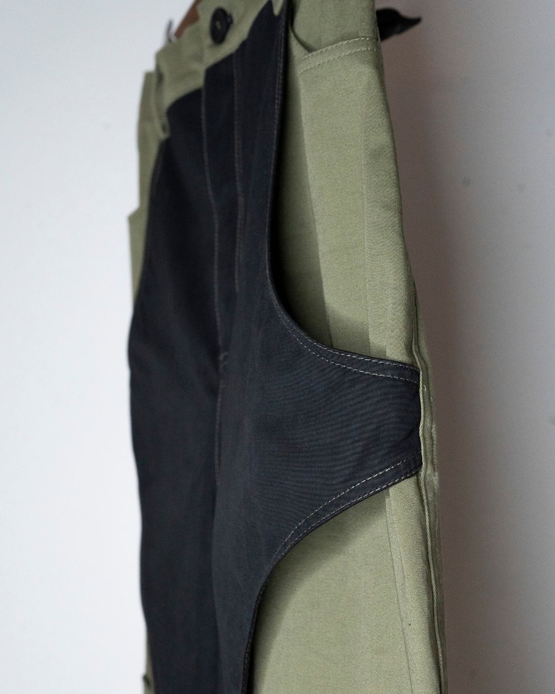 WKT - WOMEN's KHAKI TROUSERS