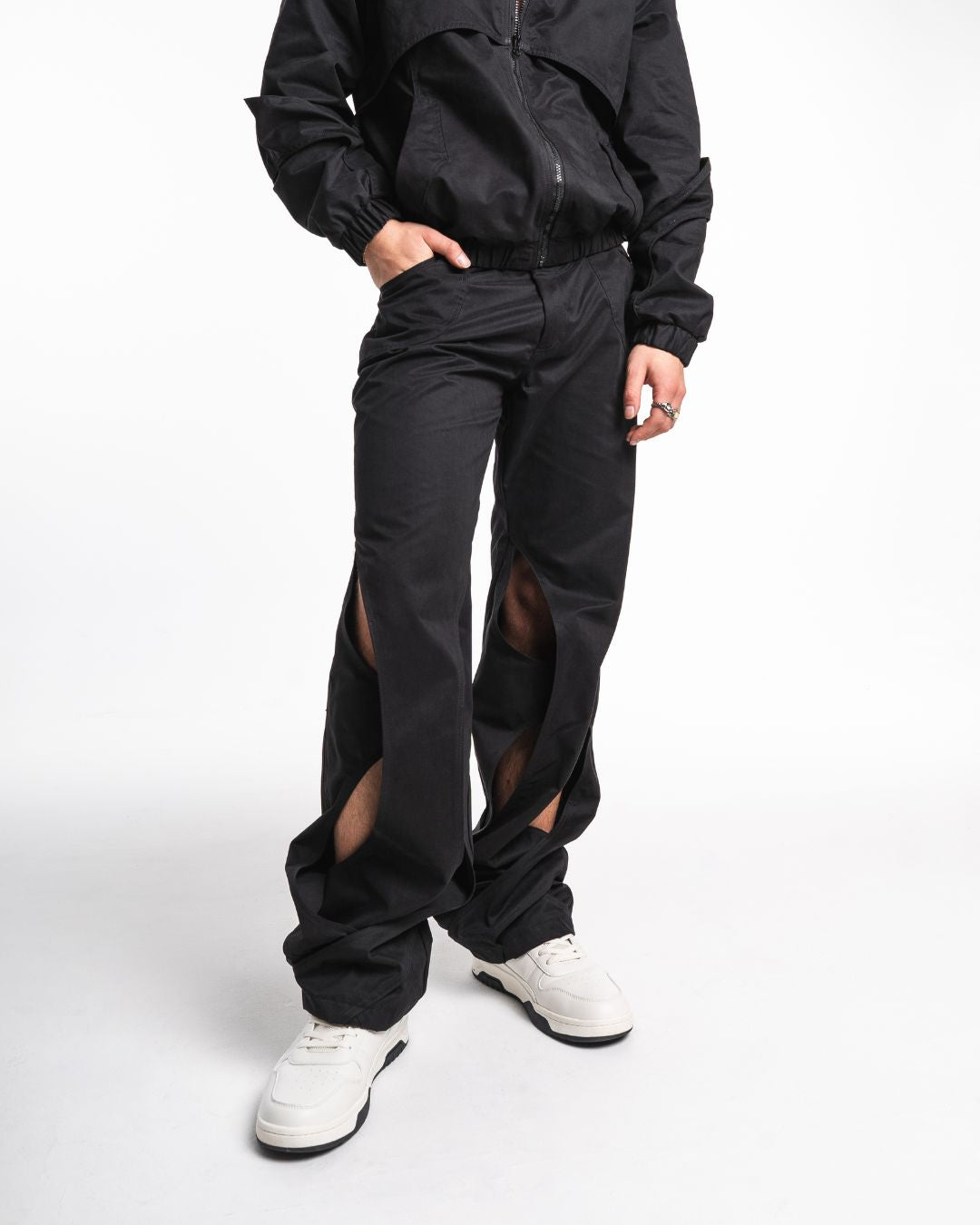 MT - MEN's TROUSERS