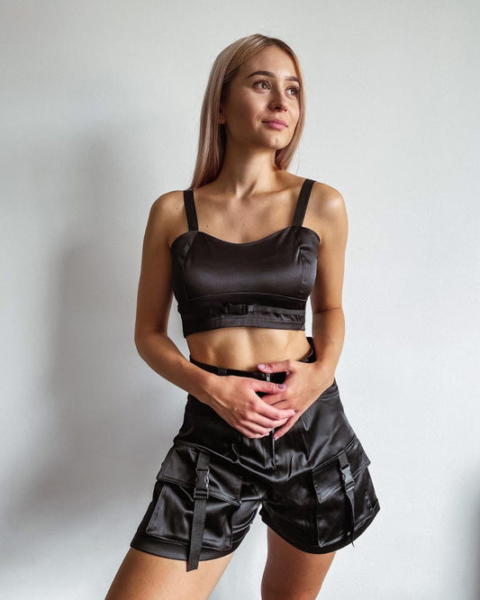 LARA SHORTS