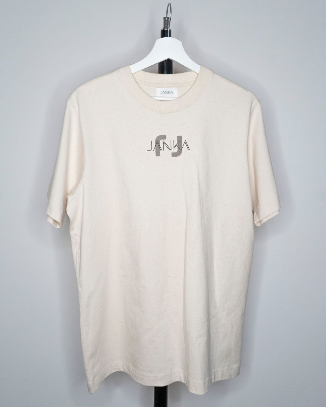 BEIGE BASIC T-SHIRT
